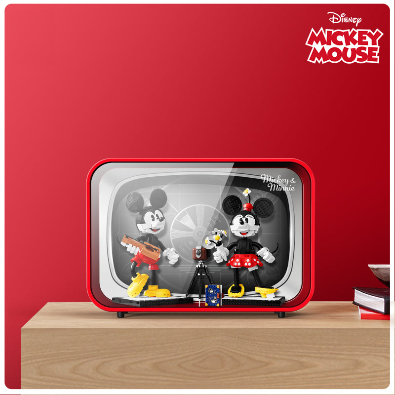 Lego 43179 Mickey Mouse & Minnie Mouse Buildable Characters Display Case
