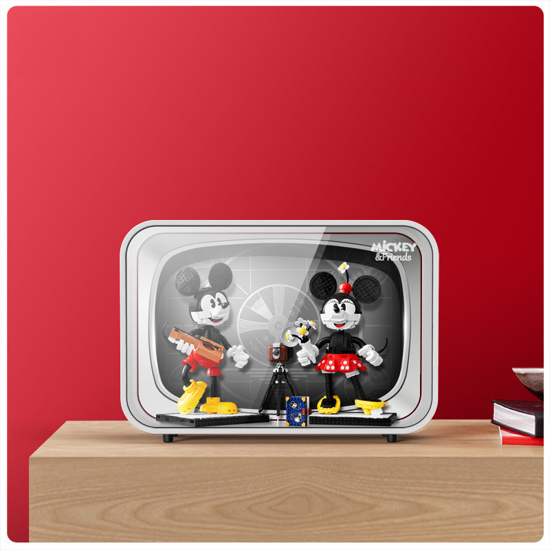 Lego 43179 Mickey Mouse & Minnie Mouse Buildable Characters Display Case