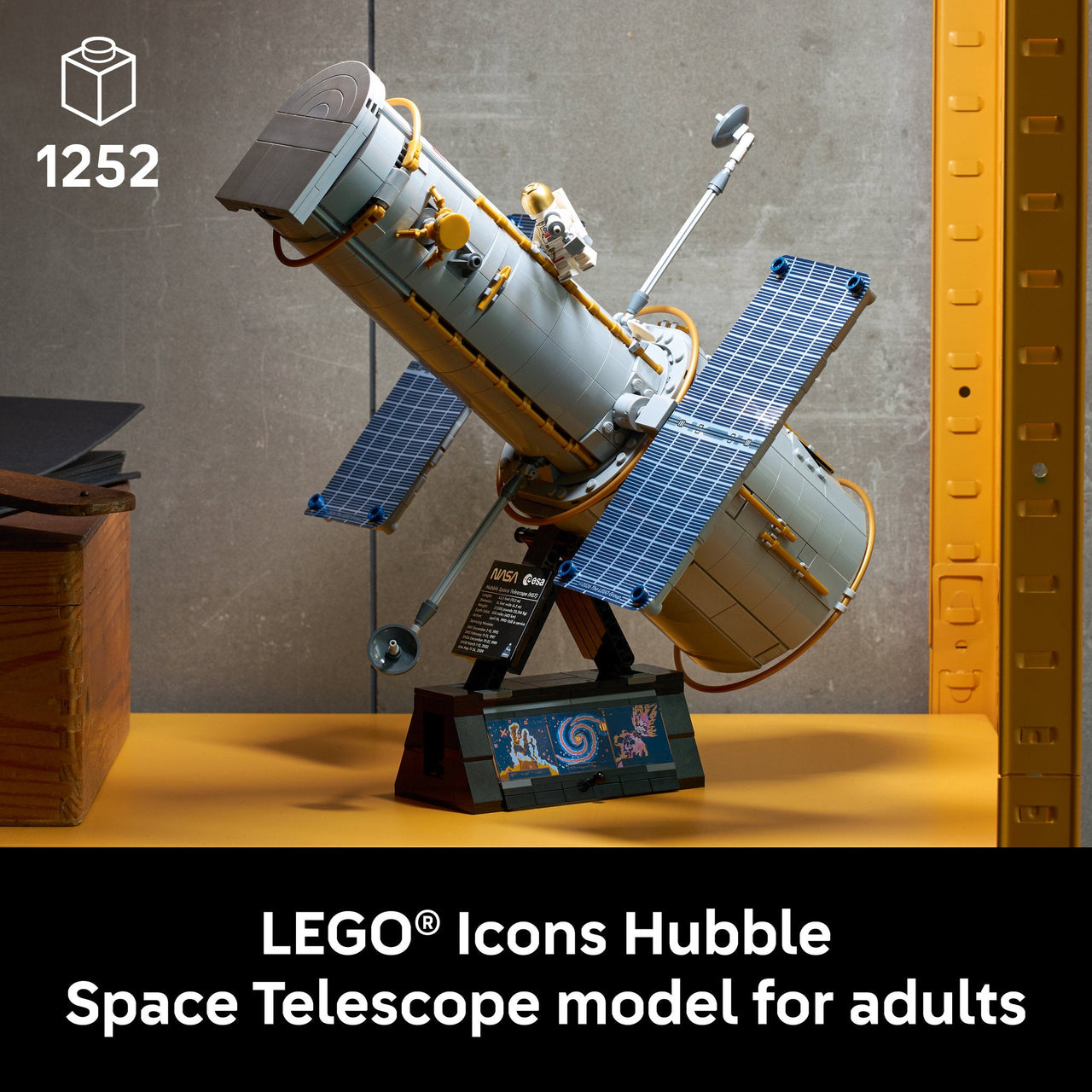 LEGO 11382 Icons Hubble Space Telescope