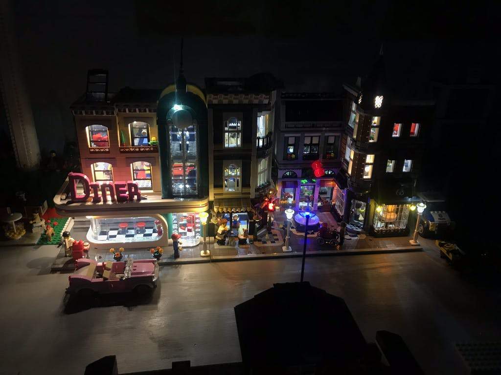 Lego Downtown Diner 10260 Light Kit