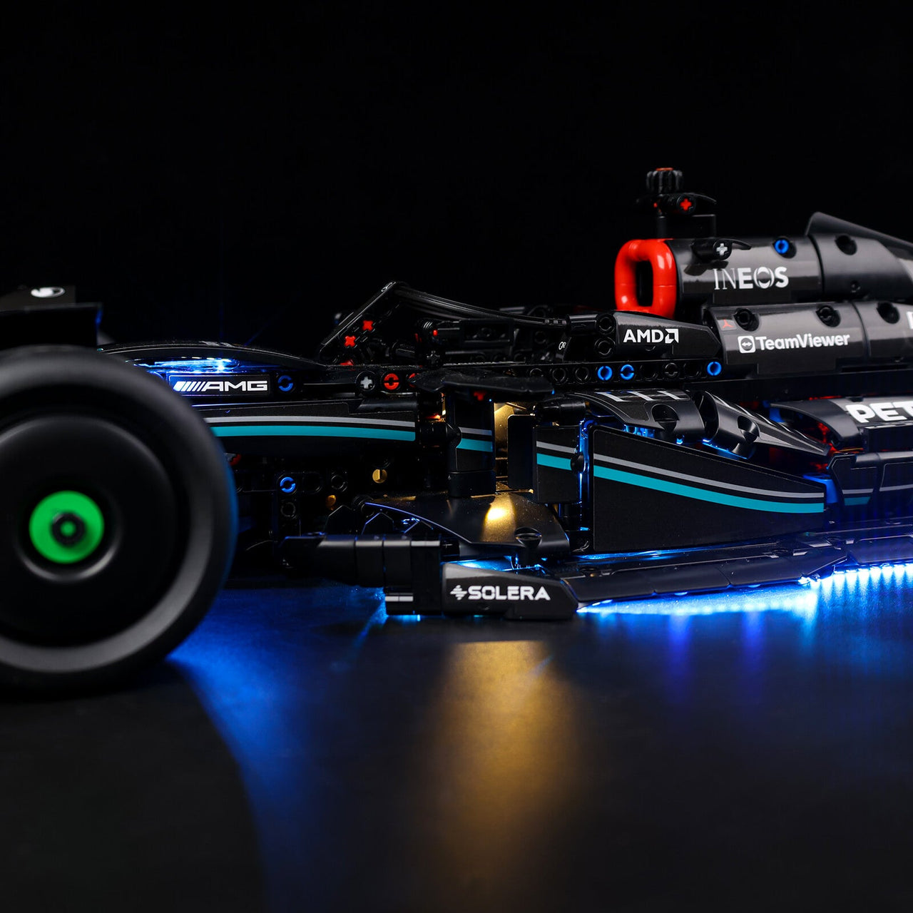 Lego Mercedes-AMG F1 W14 E Performance 42171 Light Kit