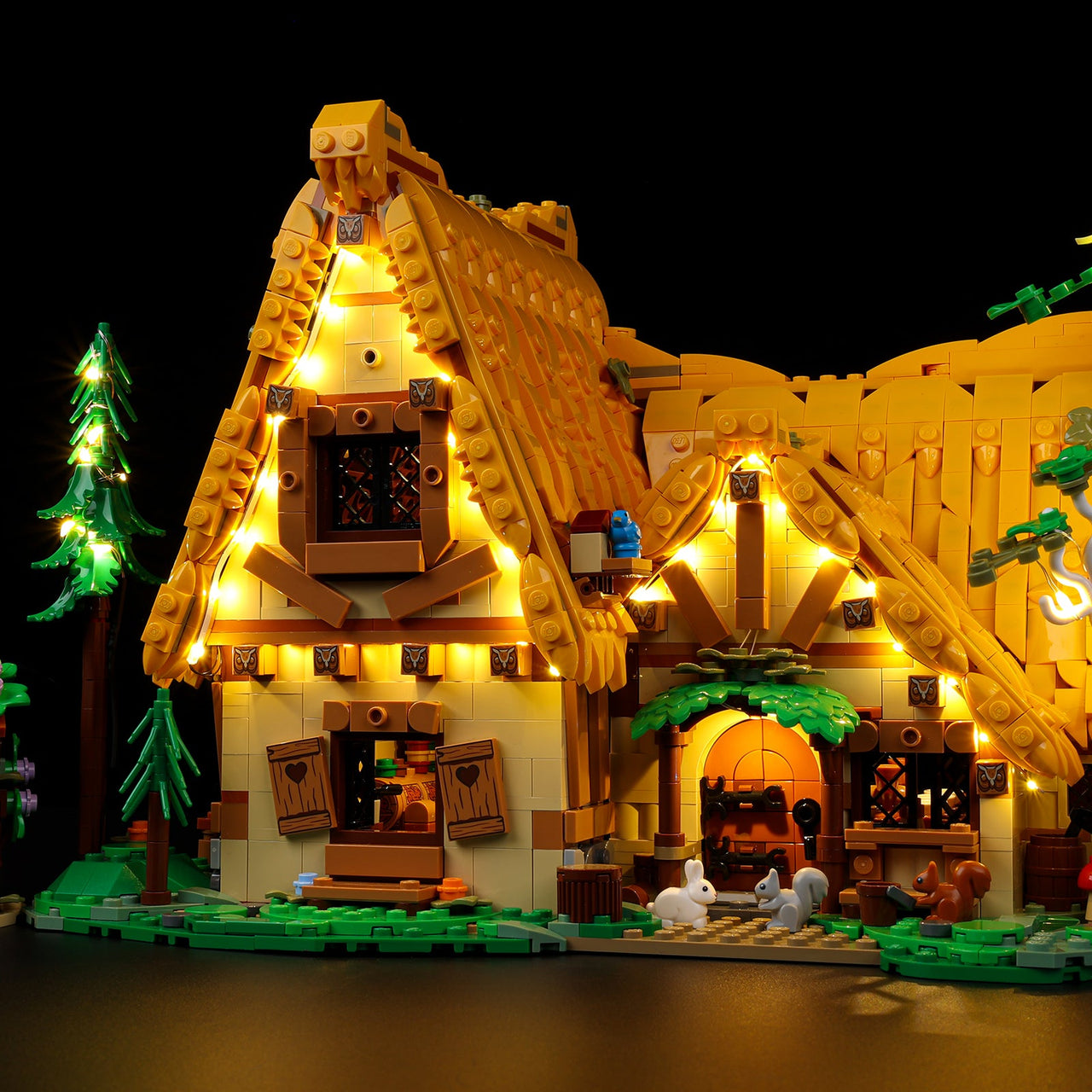 Lego Snow White and the Seven Dwarfs' Cottage 43242 Light Kit