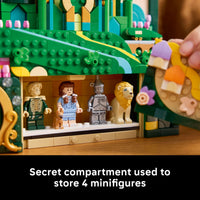 LEGO 75685 Wicked Emerald City Wall Art
