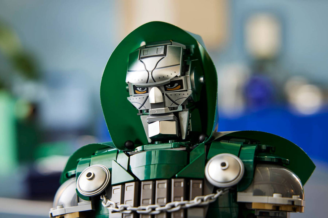 LEGO Marvel Doctor Doom Bust 76345 | Adult Collectible Set