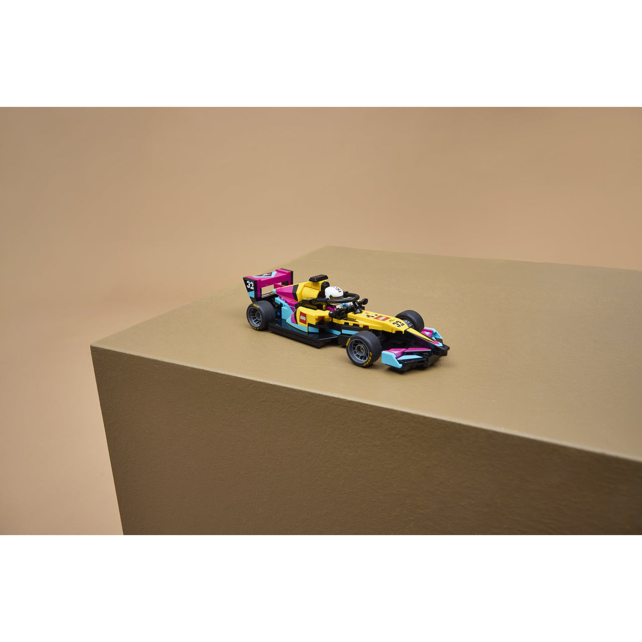 LEGO 77258 Speed Champions F1 Academy Race Car