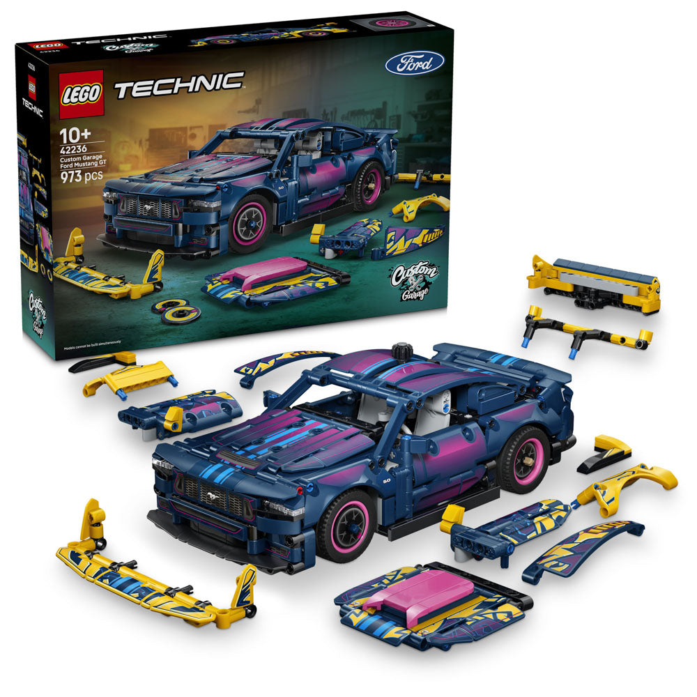 LEGO 42236 Technic Custom Garage Ford Mustang GT Car
