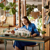 LEGO 21353 The Botanical Garden