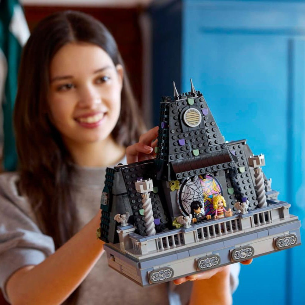 LEGO 76781 Wednesday & Enid's Dorm Room