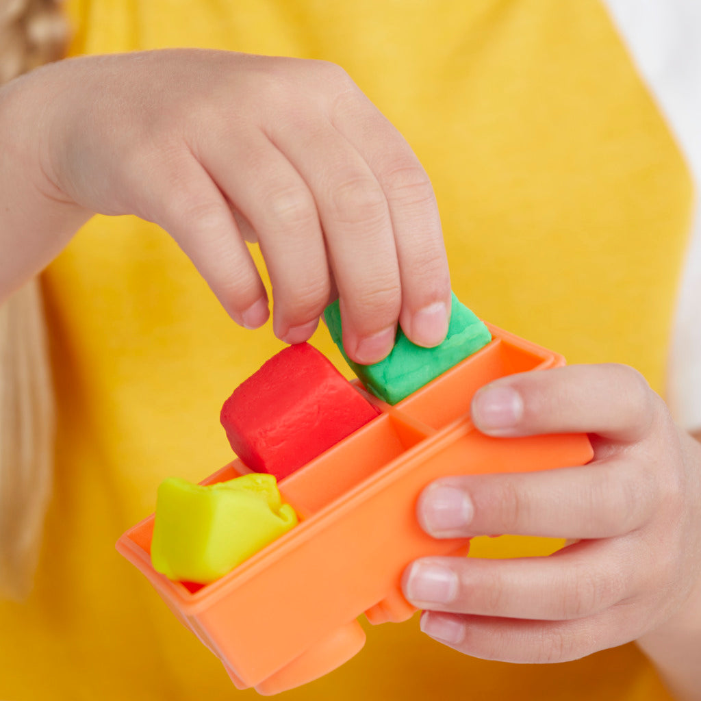 Play-Doh Swirlin Smoothies Blender Playset