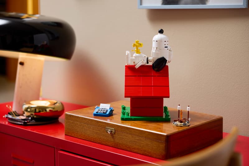 LEGO 21368 Ideas Peanuts: Snoopy's Doghouse